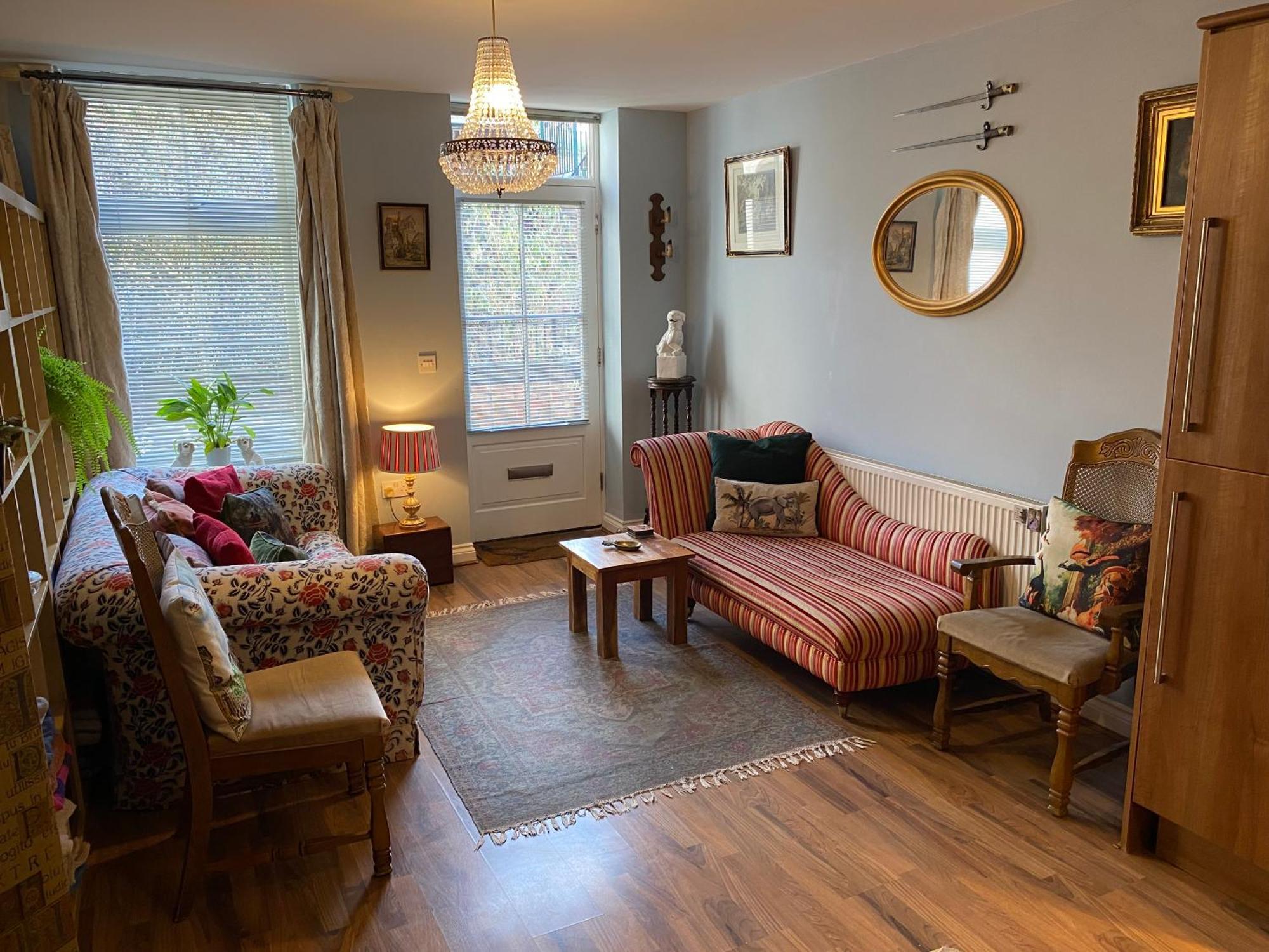 Quirky Town Centre Apartment With River Terrace Macclesfield Buitenkant foto