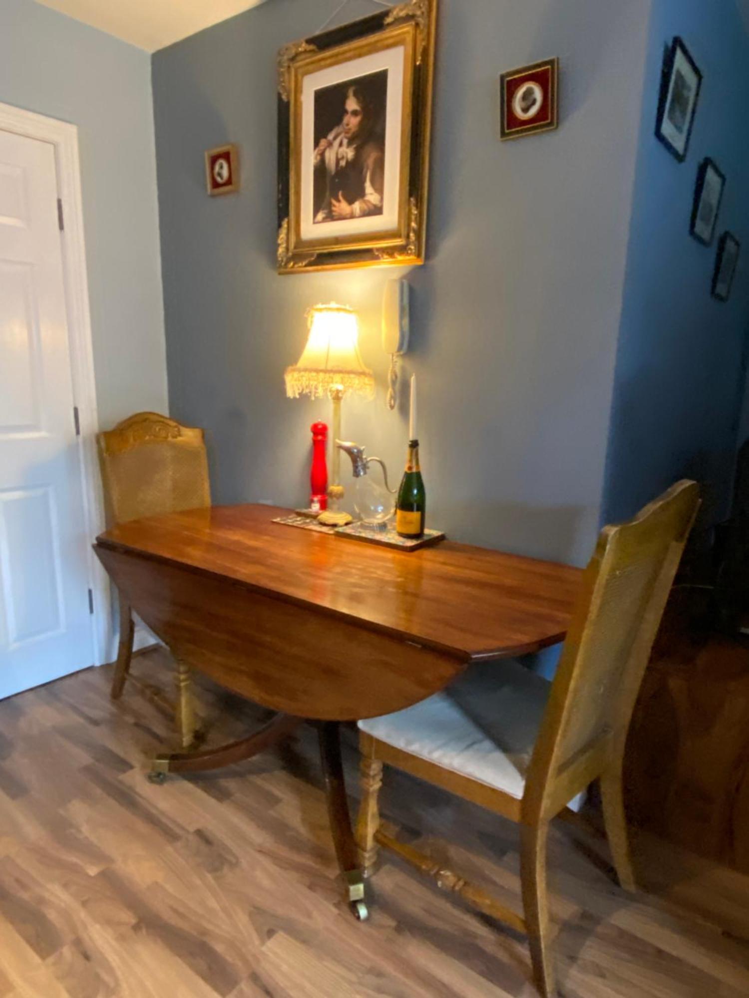 Quirky Town Centre Apartment With River Terrace Macclesfield Buitenkant foto